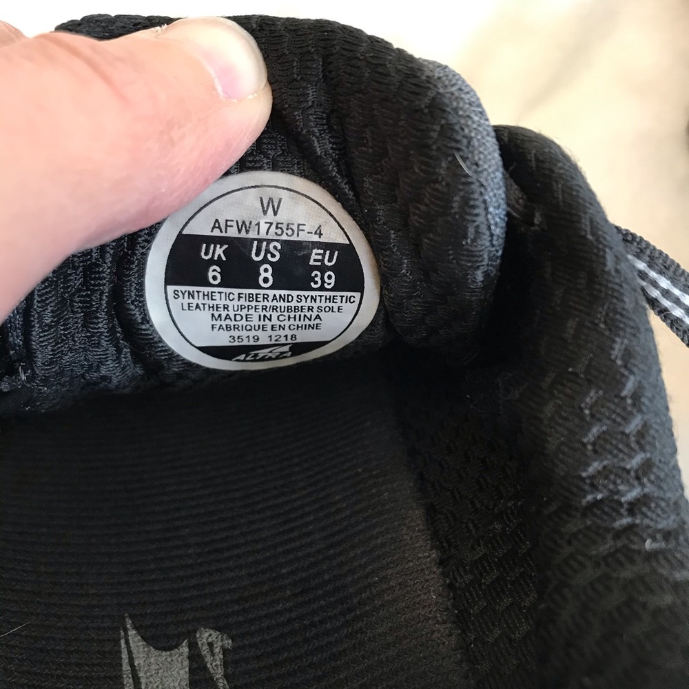 Altra Black and Gray Women's Sneakers - Picture 11 of 12